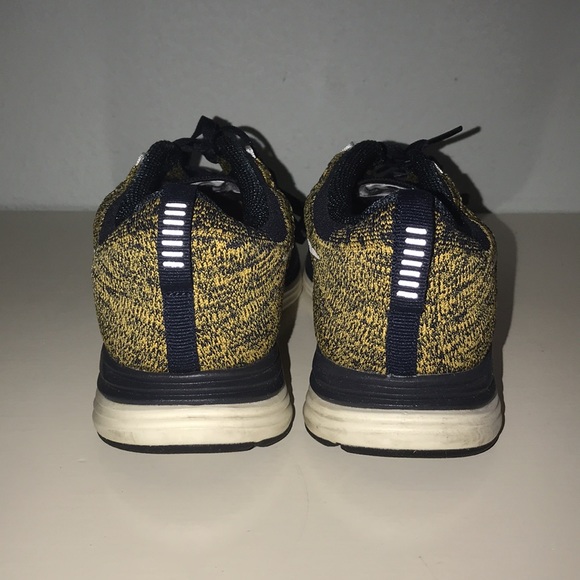 Nike Flyknit Lunar 1 - Picture 2 of 3